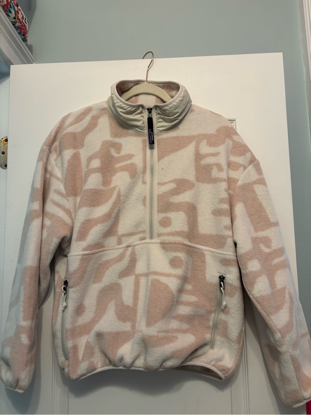Women’s Pink Pattern Patagonia Synchilla